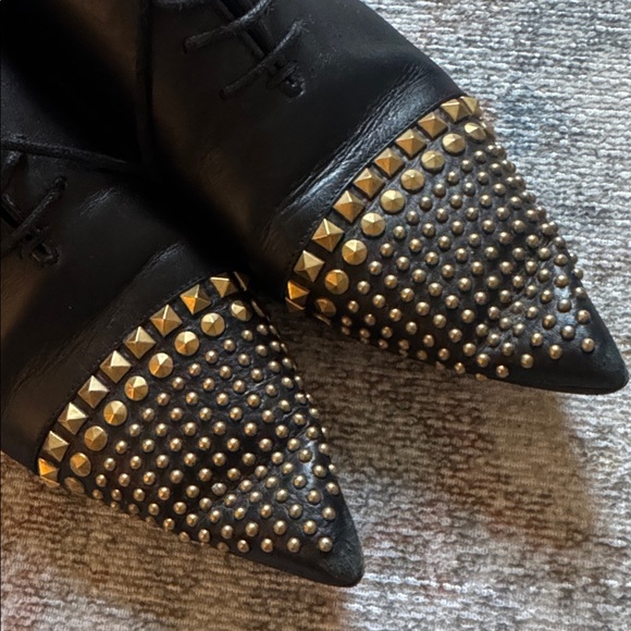 Gucci Black Studded Leather Oxford Lace-Up Shoes